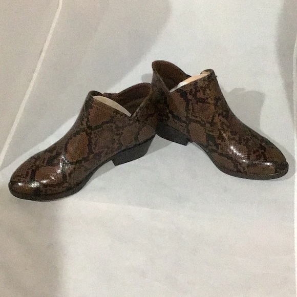 SO Angelfish Brown Faux Snakeskin Ankle Boots - Picture 4 of 10